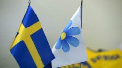SD flagga och blomma